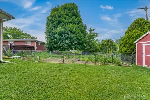 Exterior - 4841 Ridgewood Rd, Springfield, OH 45503 photo 5 of 10