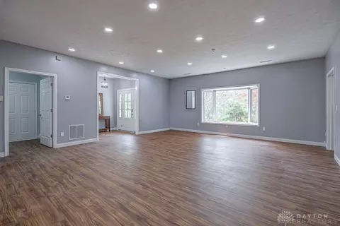 Living - 7926 Normandy Ln, Centerville, OH 45459 photo 1 of 7