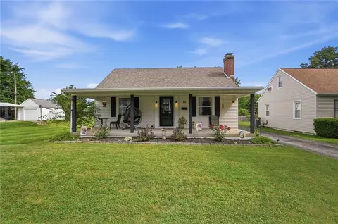 94 Church St, Brookville, OH 45309