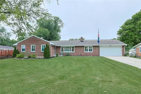 106 Stolz Dr, Middletown, OH 45042