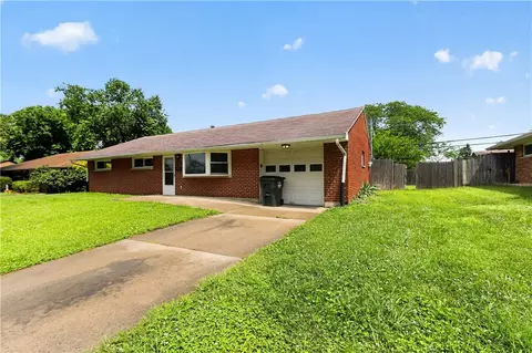 1855 Mattis Dr, Dayton, OH 45439