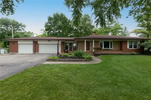 7651 Peters Pike, Dayton, OH 45414