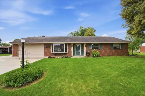 406 W Herr St, Englewood, OH 45322