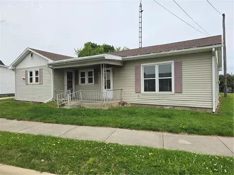 941 Elm St, Union City, OH 45390