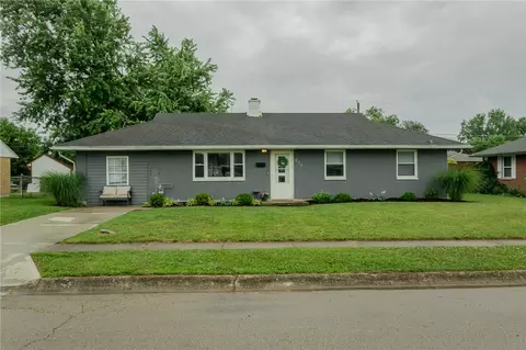 632 Greenhurst Dr, Vandalia, OH 45377