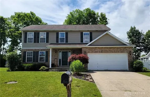 5992 Mount Royal Dr, Clayton, OH 45315
