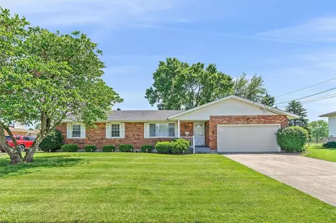 371 Fenwick Dr, Fairfield, OH 45014