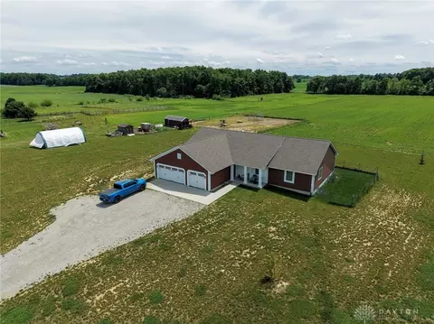 1564 Stingley Rd, Wilmington, OH 45177