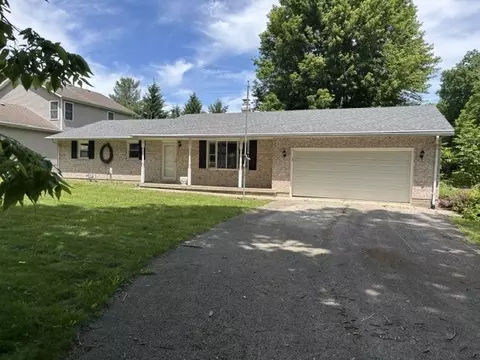 1105 Lenox St, Piqua, OH 45356