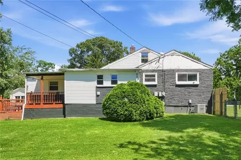 1459 Wiley St, Fairborn, OH 45324