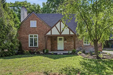 1614 Catalpa Dr, Dayton, OH 45406