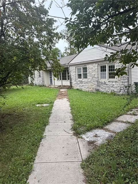 2916 Philadelphia, Dayton, OH 45405