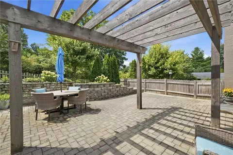 Exterior - 4222 Lotz Rd, Kettering, OH 45429 photo 7 of 15