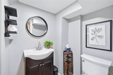 Bath - 4222 Lotz Rd, Kettering, OH 45429 photo 6 of 7