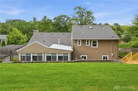 Exterior - 4222 Lotz Rd, Kettering, OH 45429 photo 9 of 15