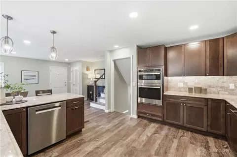 Kitchen - 4222 Lotz Rd, Kettering, OH 45429 photo 2 of 8