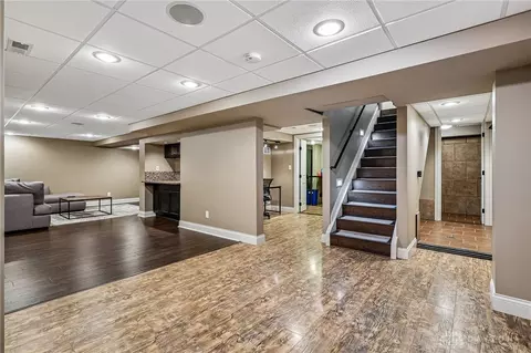 Entry Way - 2357 Willowgrove Ave, Kettering, OH 45409 photo 1 of 4