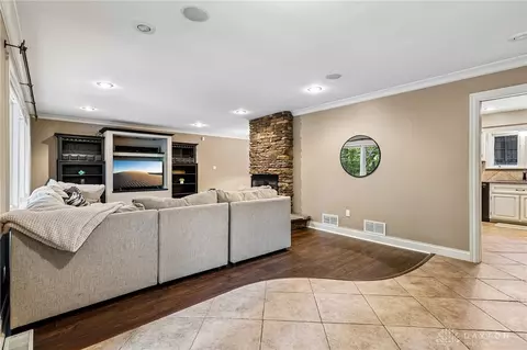 Living - 2357 Willowgrove Ave, Kettering, OH 45409 photo 1 of 5
