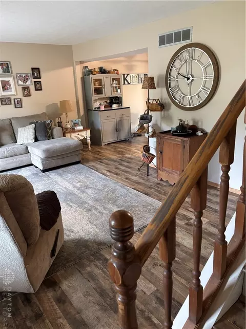83 Elkins Ln, Springboro, OH 45066 photo 16