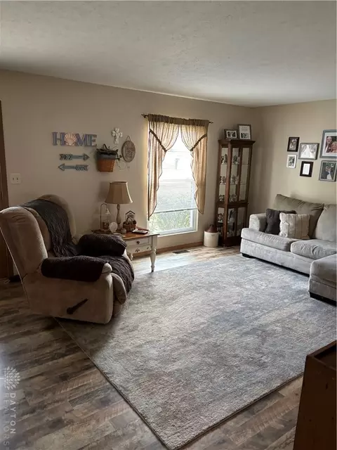 83 Elkins Ln, Springboro, OH 45066 photo 14