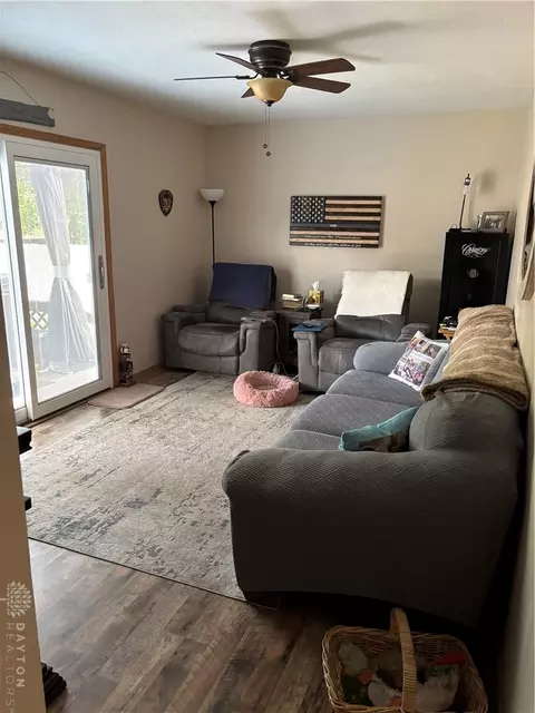 83 Elkins Ln, Springboro, OH 45066 photo 4