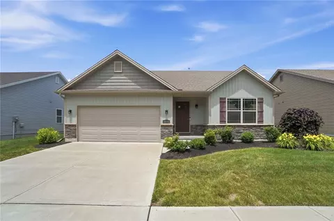 1214 Redbud Cir, Germantown, OH 45327