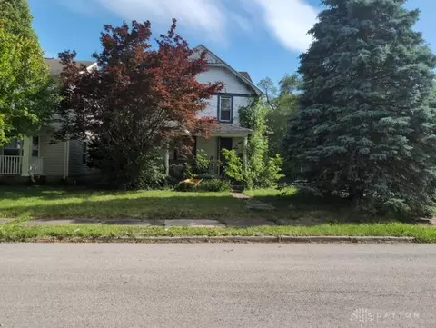 166 Reisinger Ave, Dayton, OH 45417