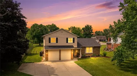 8277 Meadowlark Dr, Franklin, OH 45005