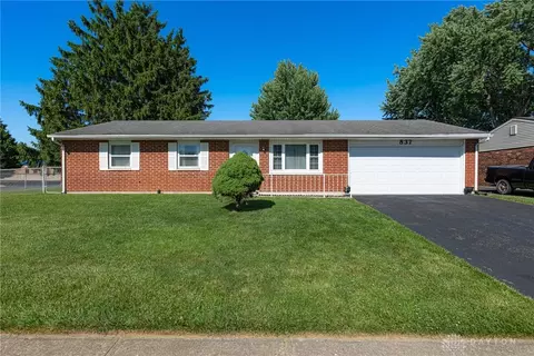 837 Colorado Dr, Xenia, OH 45385
