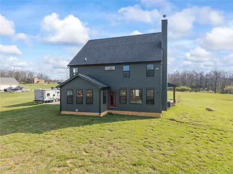 Exterior - 2425 Middleboro Rd, Clarksville, OH 45113 photo 4 of 18