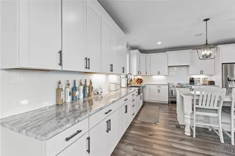 Kitchen - 2425 Middleboro Rd, Clarksville, OH 45113 photo 9 of 10