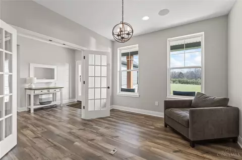Entry Way - 2425 Middleboro Rd, Clarksville, OH 45113 photo 3 of 17