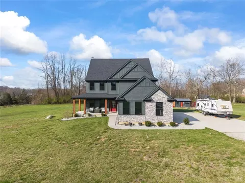 Exterior - 2425 Middleboro Rd, Clarksville, OH 45113 photo 2 of 18