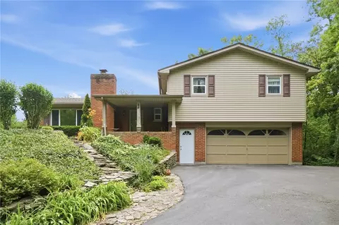 7606 Old Stage Rd, Waynesville, OH 45068