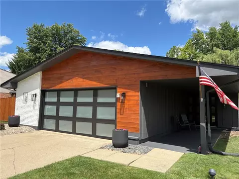 8910 Springrun Ln, Washington Township, OH 45458