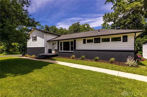 5813 Somers Gratis Rd, Camden, OH 45311