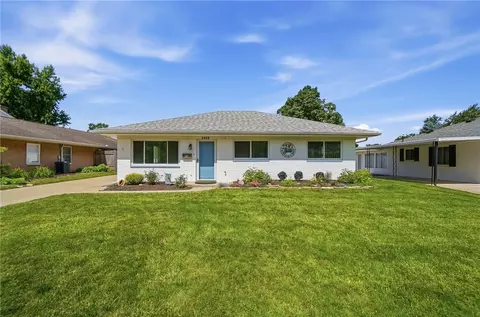 3753 Glaser Dr, Kettering, OH 45429 photo 2