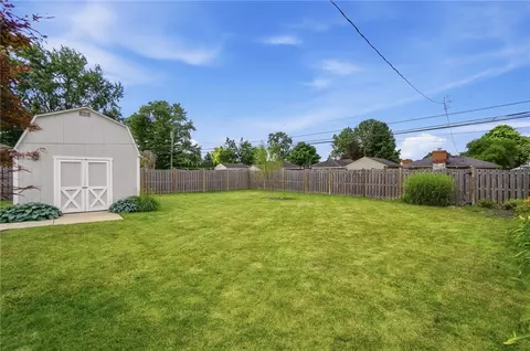 3753 Glaser Dr, Kettering, OH 45429 photo 24