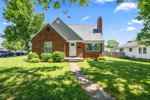 1646 Watervliet Ave, Dayton, OH 45420