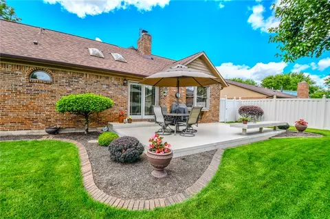 1337 Maplecrest Dr, Troy, OH 45373 photo 37