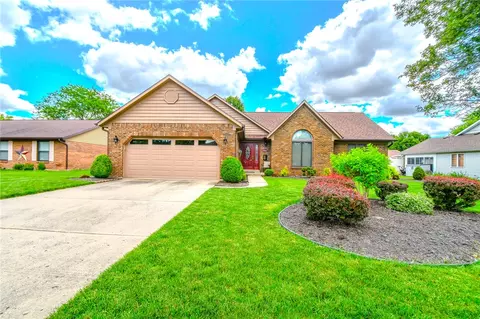 1337 Maplecrest Dr, Troy, OH 45373 photo 6