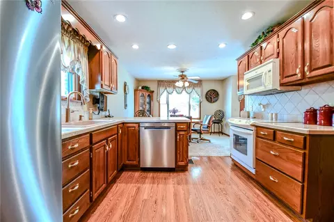 1337 Maplecrest Dr, Troy, OH 45373 photo 22