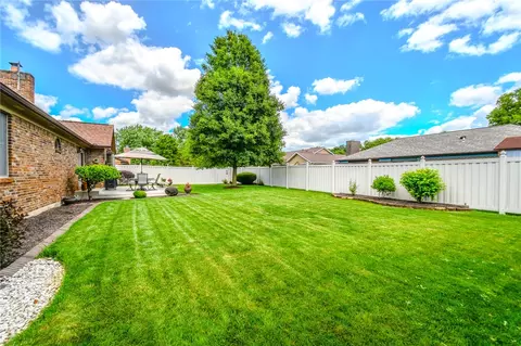 1337 Maplecrest Dr, Troy, OH 45373 photo 42