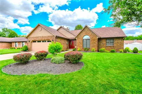 1337 Maplecrest Dr, Troy, OH 45373 photo 4