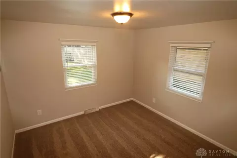 Bedroom - 2750 Winton Dr, Kettering, OH 45419 photo 2 of 2