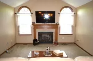 Living - 858 Trent Close, Springfield, OH 45503 photo 1 of 3