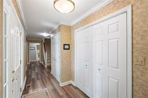 Entry Way - 550 Evans Ln, Washington Township, OH 45459 photo 1 of 2