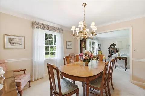 Dining - 550 Evans Ln, Washington Township, OH 45459 photo 1 of 2