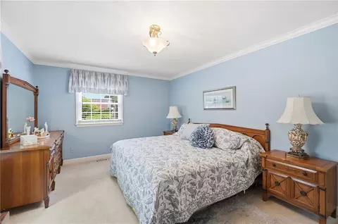 Bedroom - 550 Evans Ln, Washington Township, OH 45459 photo 2 of 6