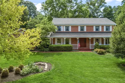 365 Twelve Oaks Trl, Beavercreek, OH 45434